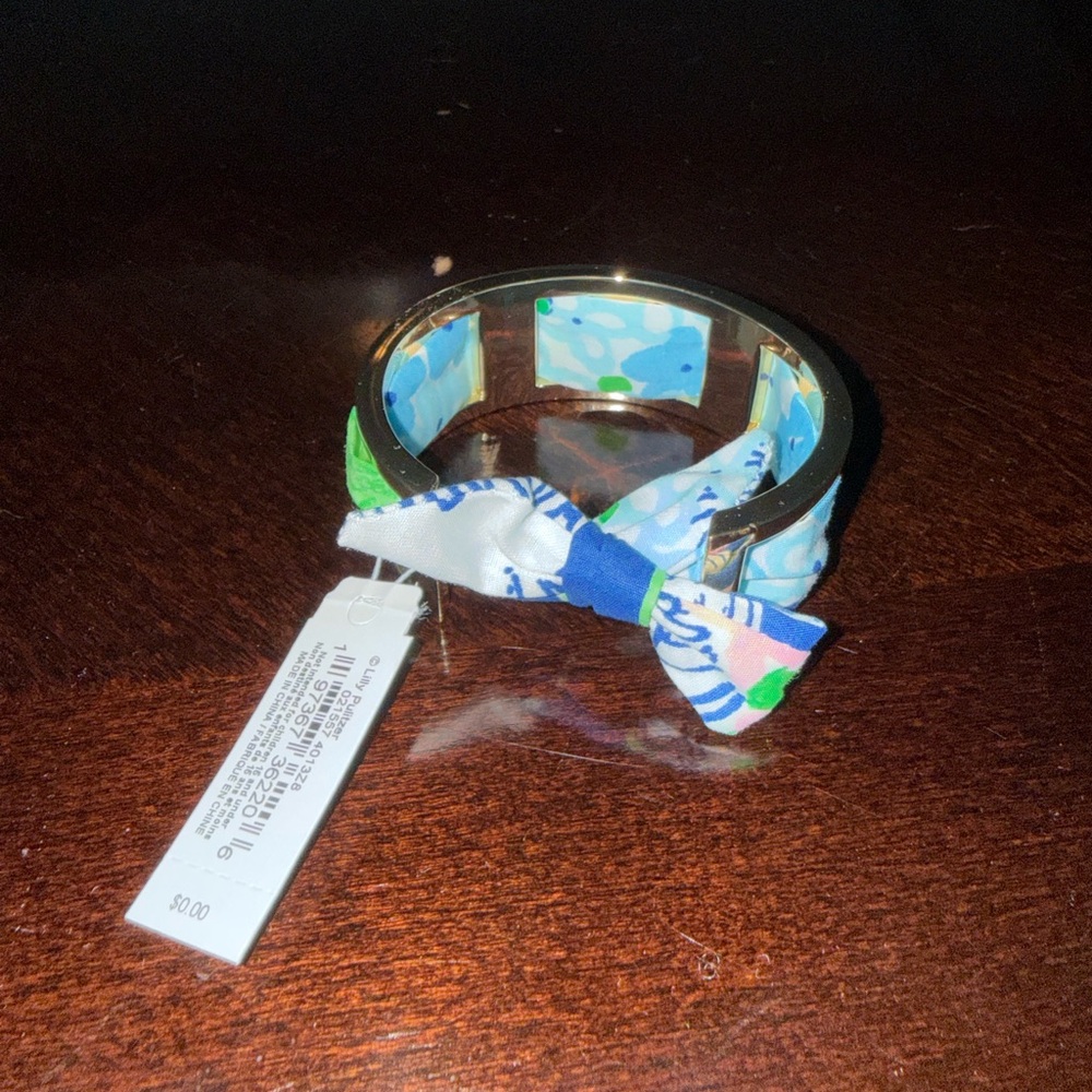 Lilly Pulitzer gift with purchase bracelet